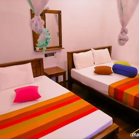 Ceylonima Home Stay Anuradhapura Exterior foto