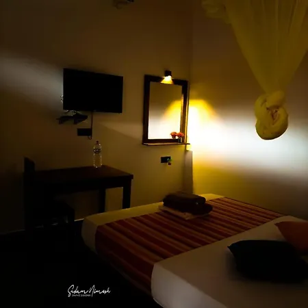 Ceylonima Home Stay Anuradhapura Zimmer foto