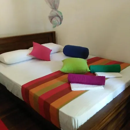 Ceylonima Home Stay Anuradhapura Exterior foto